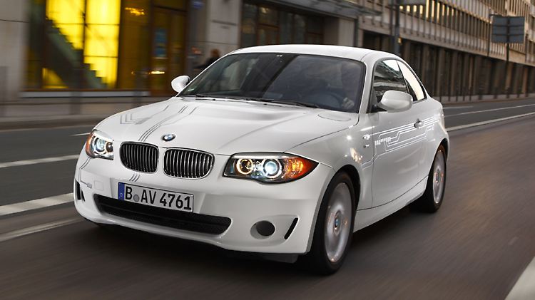 Der BMW 1er ActiveE wird von einem elektrischen Heckmotor angetrieben.