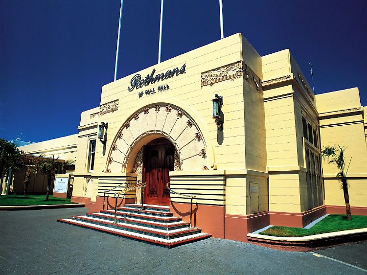 Die Stadt Napier im Osten der Nordinsel wurde in den 1930 Jahren im Art-déco-Stil wieder aufgebaut. Eines der Prunkstücke ist das Rothmans Building.