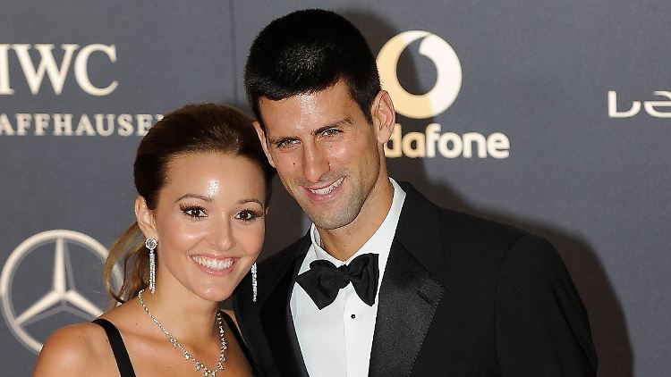 Novak Djokovic bei den Laureus Awards in Begleitung seiner Freundin