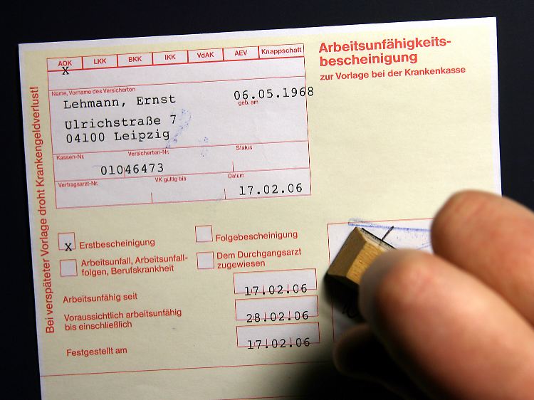 Gut sieben Arbeitstage waren die Arbeitnehmer im Schnitt in den ersten neun Monaten krank.