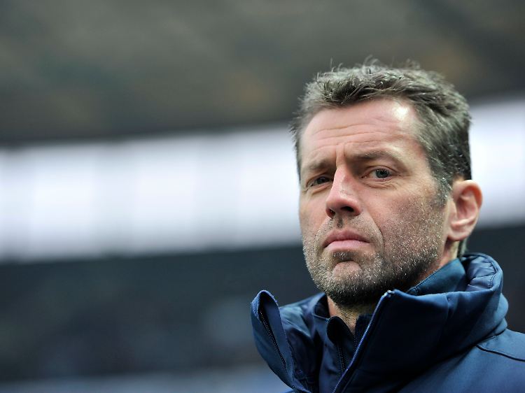 Noch ganz frisch im Amt und schon unter Druck: Herthas punktloser Neucoach Michael Skibbe.