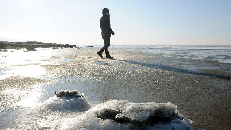 An der Nordseeküste ist alles vereist.