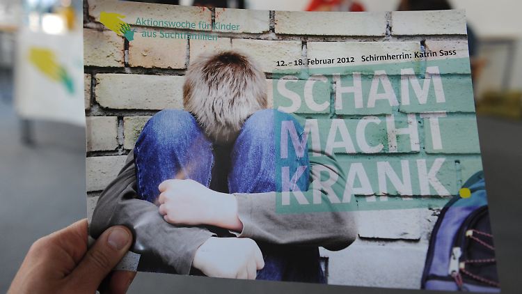 Mit Aufklärung sollen die betroffenen Kinder unterstützt werden.