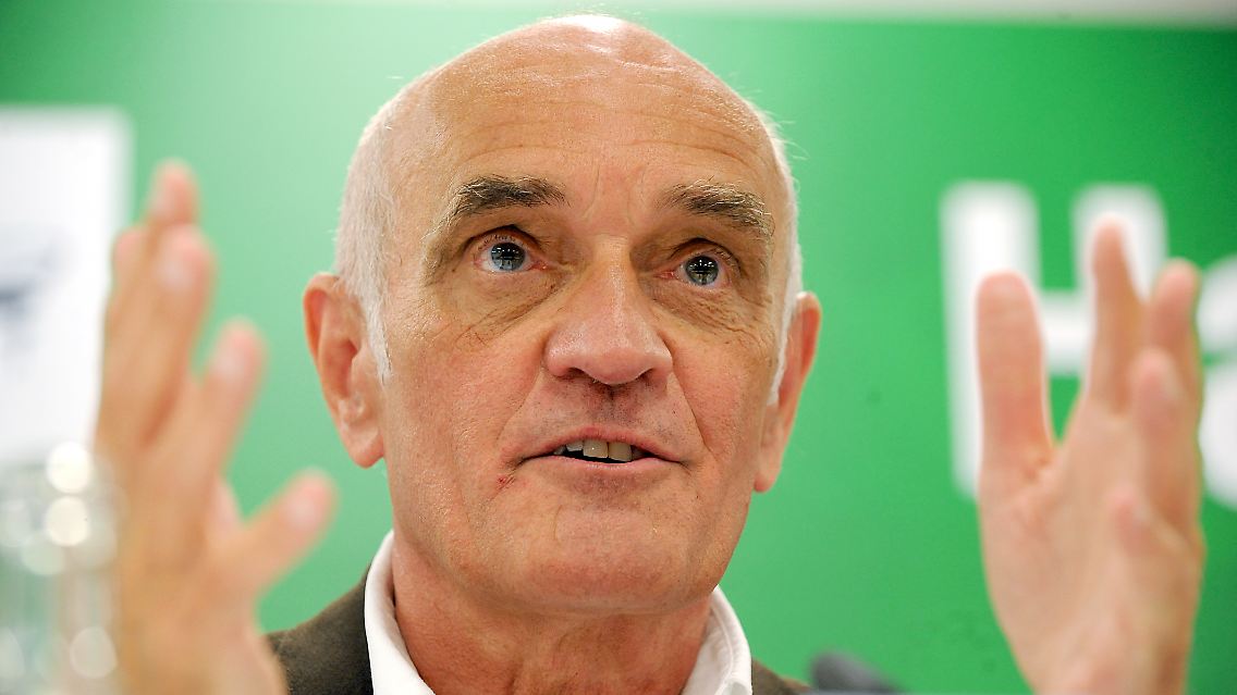 Martin Kind kämpft einen einsamen Kampf.