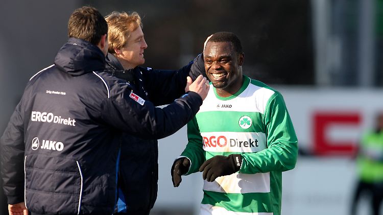Zwei Tore steuerte Gerald Asamoah zum Fürther Gipfelsturm bei.