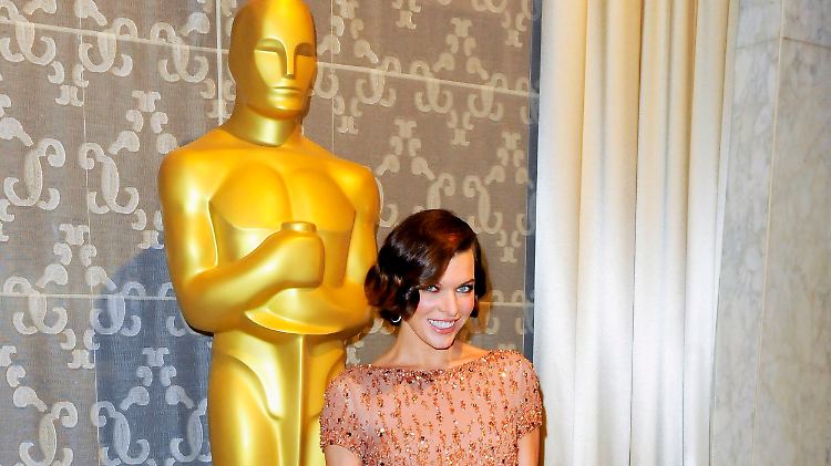 Die Preisverleihung wurde von Milla Jovovich präsentiert.