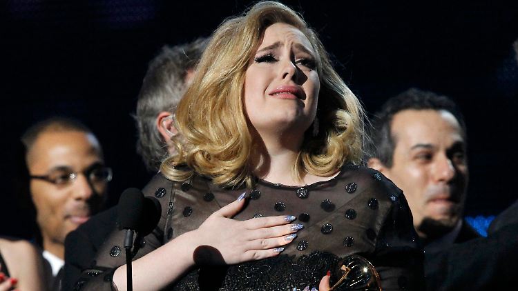 "Aufnahme des Jahres", "Platte des Jahres", "Bestes Lied des Jahres", "Beste Sololeistung", "Bestes Popalbum", "Bestes Video" - die stolze Bilanz von Adele.