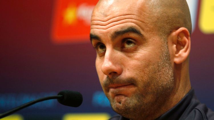 Barca-Coach Guardiola setzt auf die Champions League. Ihm bleibt bei 10 Punkten Rückstand auf Tabellenführer Real Madrid.