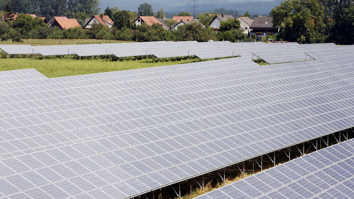 Teilansicht des Solarparks bei der südbadischen Gemeinde Kappel-Grafenhausen in Baden-Württemberg.