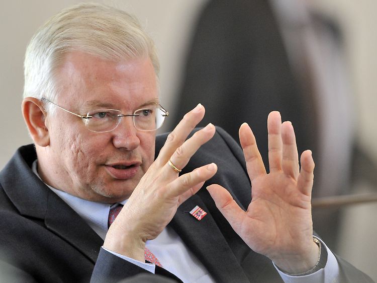 Koch fordert bessere Verdienstmöglichkeiten für Hartz-IV-Empfänger.