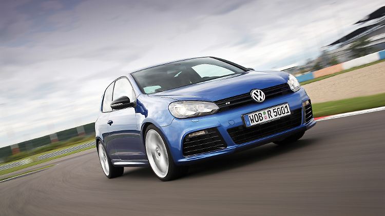 Gemacht für die Rennstrecke: Der Golf R zeigt sich als giftiges "R"aubtier.