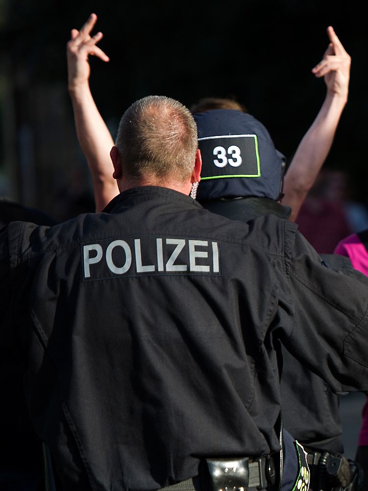 "Einsam": Der Kampf gegen echte Straftäter.