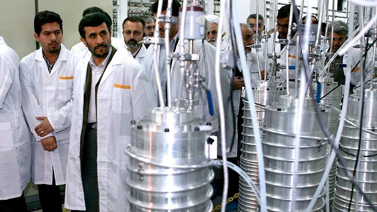 Irans Präsident Ahmadinedschad lässt sich gerne bei der Besichtigung von Atomanlagen sehen.