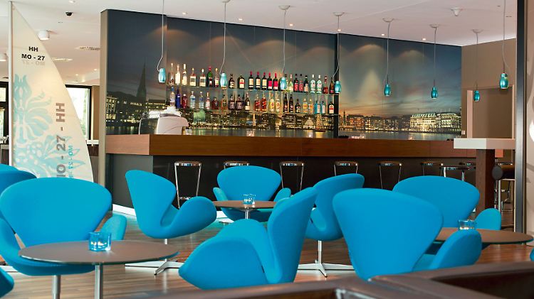 Auch eine Hotelbar ist drin, wie hier im Hamburger Motel1.