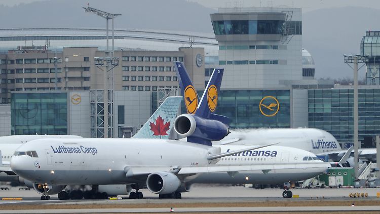 Auch Flüge der Lufthansa sind betroffen.