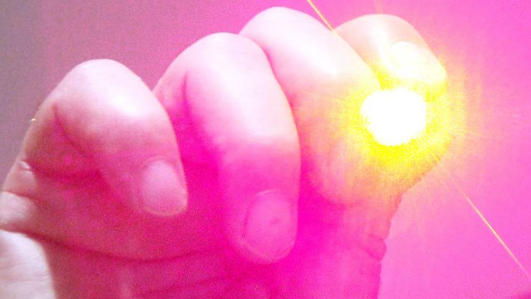Laserpointer können für Flugzeuge eine Gefahr darstellen.