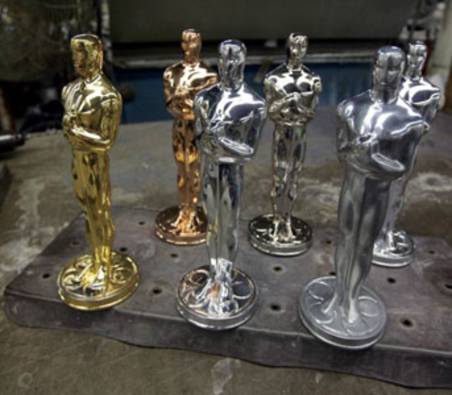 Die Oscar-Verleihung steht wieder an und dieses Jahr fiebern Deutschland und Österreich gemeinsam dem Spektakel entgegen.