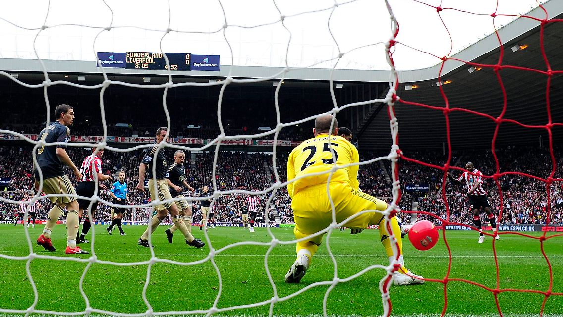 NVR06_SOCCER-ENGLAND-_1017_11.JPG6272233153832833778.jpg