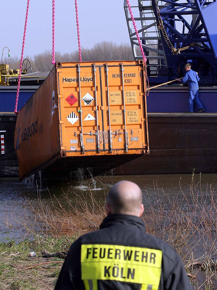 120 Schiffsunfälle werden pro Jahr in der Gebirgsstrecke am Mittelrhein regisriert.