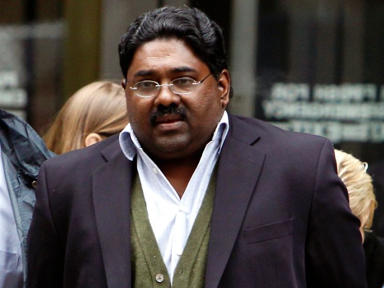 Raj Rajaratnam bei der Verhaftung im Oktober 2010: Bei einer Verurteilung drohen ihm 20 Jahre Haft.