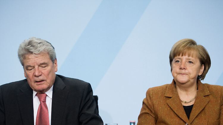 Merkel fällt es schwer, den Schein zu wahren.