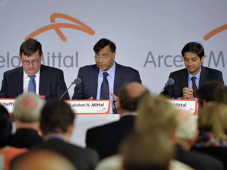 Stahlmagnat aus Indien: Lakshmi Mittal kann wohl mit einem Anruf aus Paris rechnen (Archivbild).