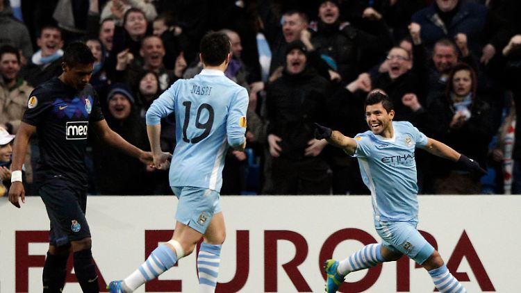Citys Sergio Agüero eröffnete den Torreigen nach nur 18 Sekunden.