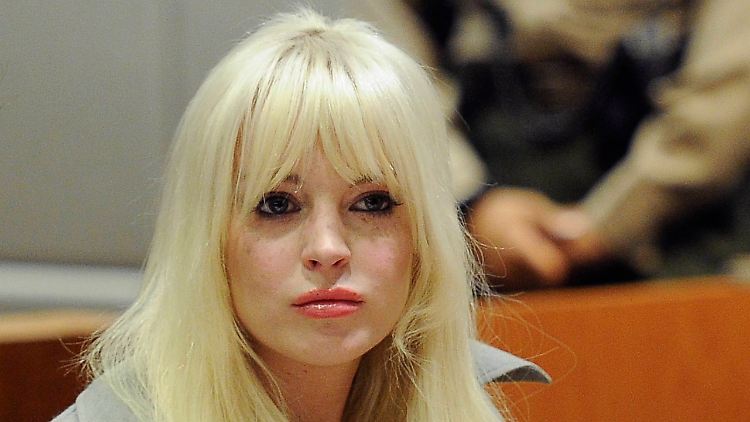 Lindsay Lohan bei ihrer Anhörung am 22. Februar 2012 in Los Angeles, USA.