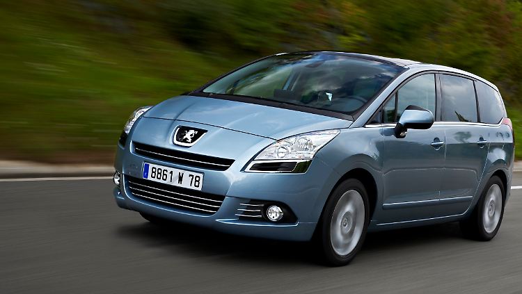Peugeot bringt mit dem 5008 seinen ersten Kompaktvan auf den Markt.