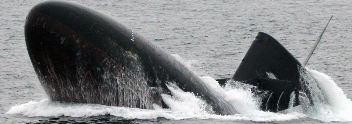 Im Gegensatz zu diesem Unterseeboot der japanischen Selbstverteidigungsstreitkräfte hat es der Dax am Donnerstag nicht bis an die Oberfläche geschafft.