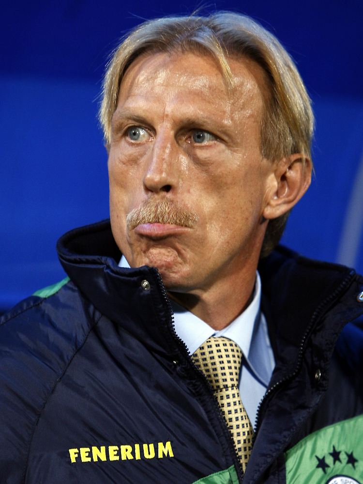 Saisonziele verfehlt: Christoph Daum steht für seiner Freistellung bei Fenerbahce Istanbul.