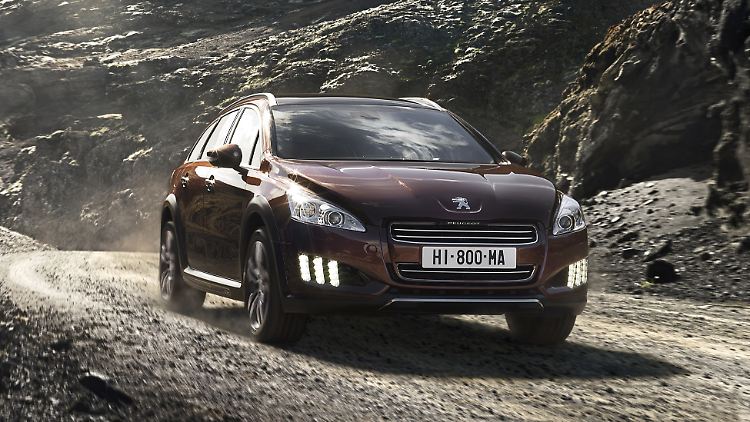 Der Peugeot 508 RXH fährt sparsam auf allen vier Rädern.