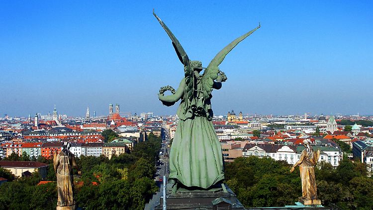 Hellas in München: Auf dem bayerischen Landtag thront die griechische Siegesgöttin Nike.