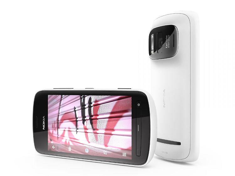 Das Nokia Pureview hat eine Kamera, die so hoch auflöst, dass nachträgliches Zoomen möglich ist.