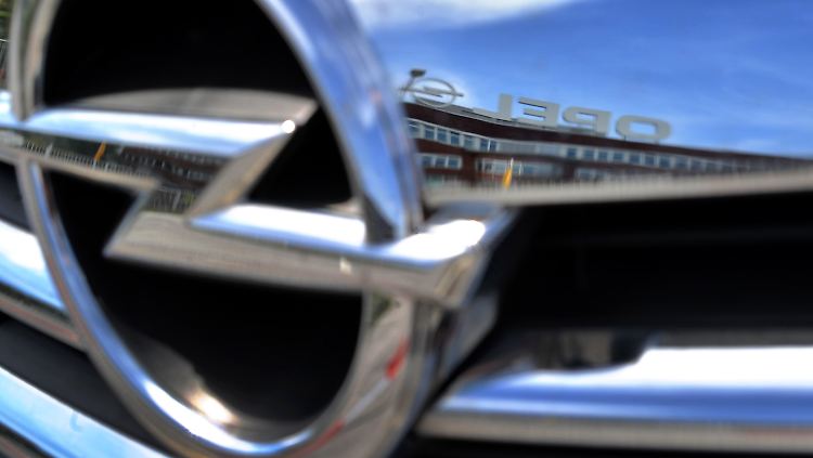 Passt der Opel-Blitz zum Peugeot-Löwen?