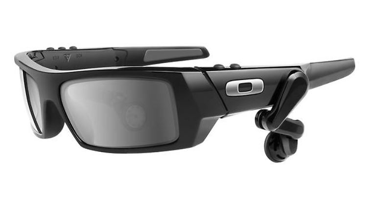 Das Oakley-Modell "Thump 2" - so könnte die Google-Brille aussehen.
