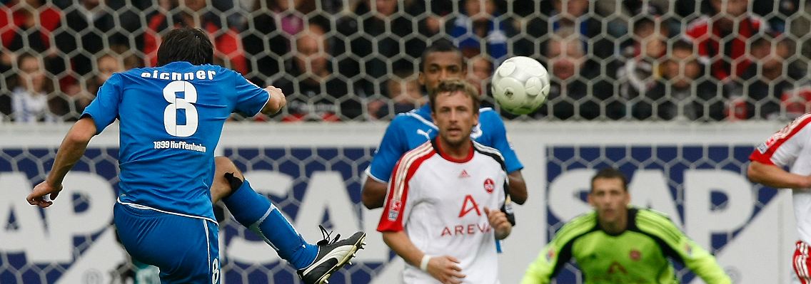 Hoffenheims Christian Eichner zimmerte den Ball aus 30 Metern in den Nürnberger Torwinkel.