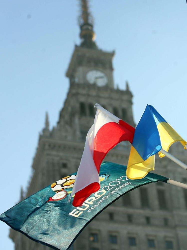 Bald gehts lohos! Die EM-Endrunde in Polen und der Ukraine geht vom 8. Juni bis zum 1. Juli 2012.