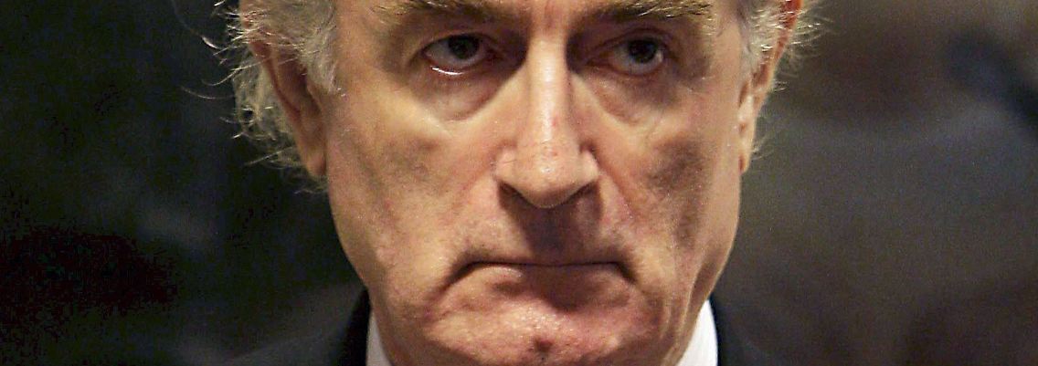 Radovan Karadzic ist wegen Völkermordes, Verbrechen gegen die Menschlichkeit und Kriegsverbrechen in elf Fällen angeklagt.