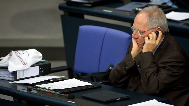 Debatten im Bundestag können langweilig sein, wenn Bekanntes endlos wiederholt wird. Manche Abgeordnete entspannen bei klassischer Musik, ...