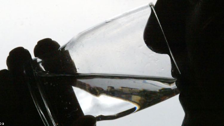 Religiöses Fasten ist heute aus der Mode gekommen. Früher aßen die Christen während der Fastenzeit kein Fleisch, tranken keinen Wein und nahmen nur am Abend eine Mahlzeit zu sich.