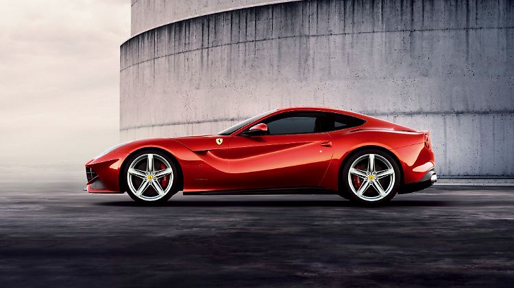 Der F12 ist etwas kürzer als sein Vorgänger.