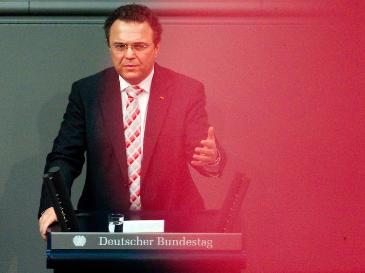 Bundesinnenminister Friedrich: "Wenn es uns gelingt, auch nur eine Tat zu verhindern, dann hat es sich gelohnt."