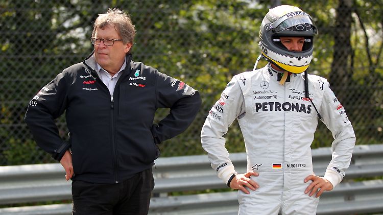 Nico Rosberg durfte am ersten Testtag in Barcelona ans Steuer des Silberpfeils.