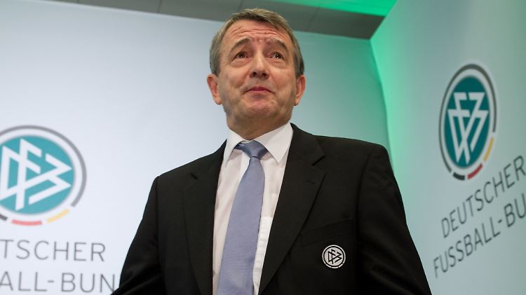 "Bei allen Funktionen, die man hat, ist es erlaubt, Fan zu sein": Wolfgang Niersbach, Präsident des Deutschen Fußball-Bundes.
