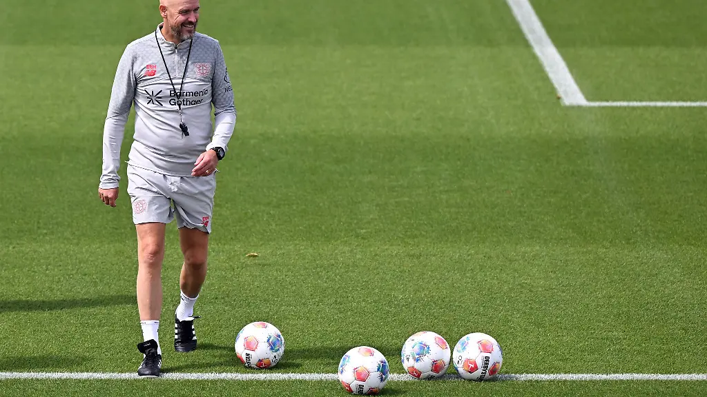 Mit-Christian-Kofane-erhaelt-Bayer-Trainer-Erik-ten-Hag-einen-weiteren-talentierten-Nachwuchsspieler