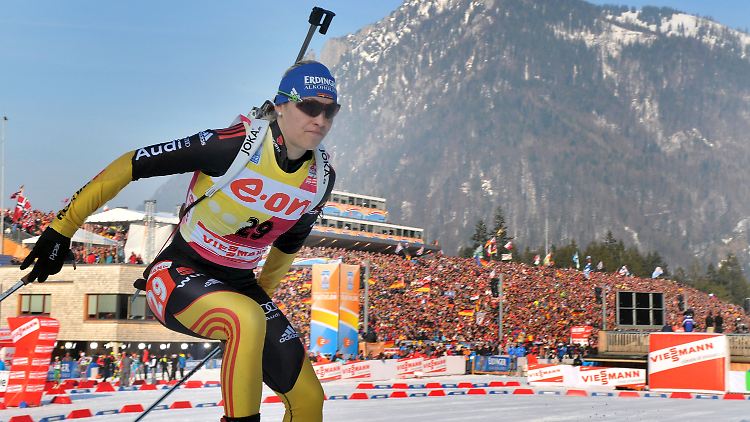 Magdalena Neuner auf dem Weg zur Goldmedaille.