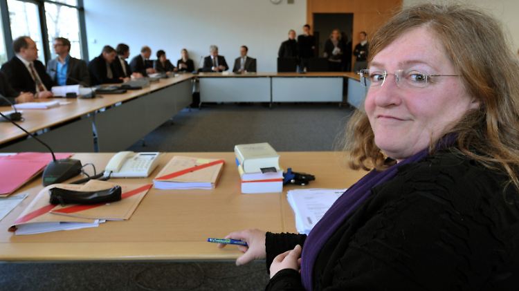 Den Ausschuss im Thüringer Landtag führt die Sozialdemokratin Dorothea Marx.