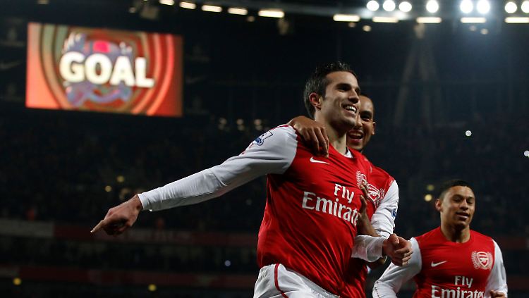 Tormaschine: Robin van Persie ist in Topform und Arsenals Lebensversicherung. Nur im ersten Duell mit dem AC Mailand hatte der Torjäger Ladehemmung.