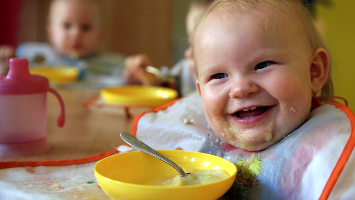 Geld soll nach den schwarz-gelben Plänen bekommen, wer seine Kinder zu Hause betreut.
